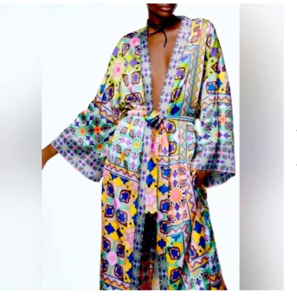 ZARA Kimono Satin Print Robe Cover Up Top